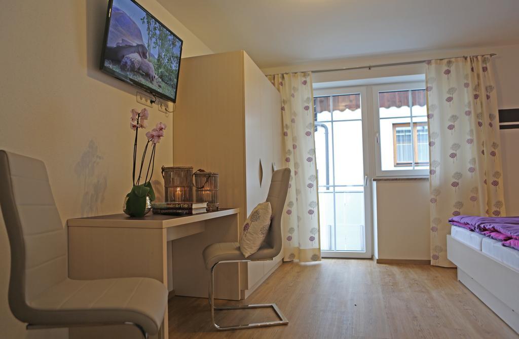 Zeilner Dachstein Apartment Gosau Zimmer foto